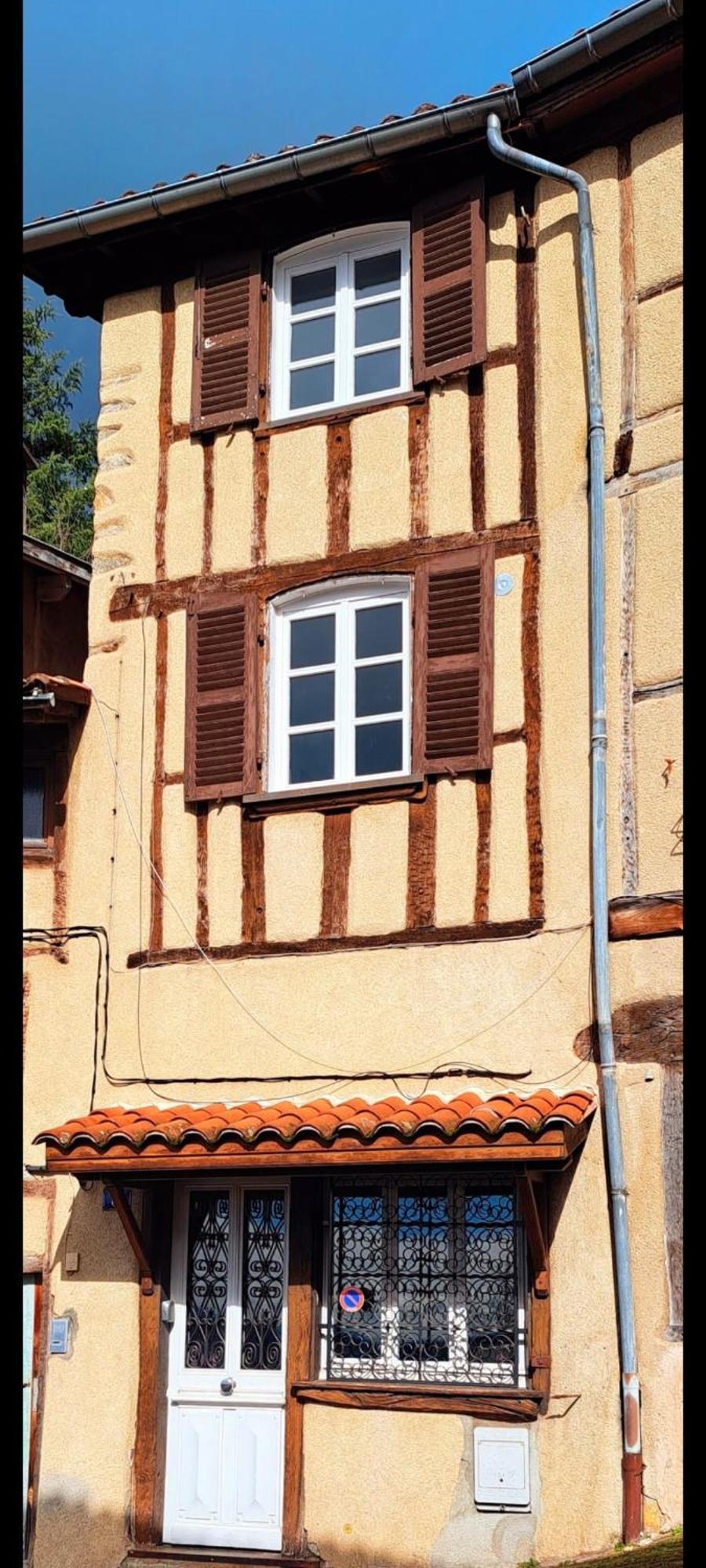 Charmant Duplex A Thiers, Vue Sur La Chaine Des Puys Esterno foto